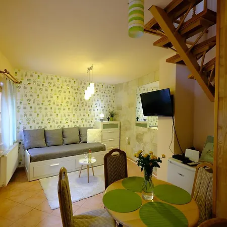 Apartment Heart Of Green